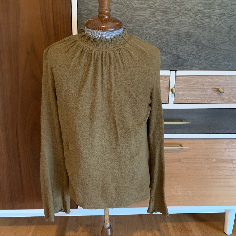 Madewell Texture & Thread Olive Green Ruffle Mock Neck Bell Sleeve Top - Picture 3 of 7